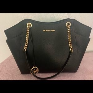 Michael Kors Chain Shoulder Tote
